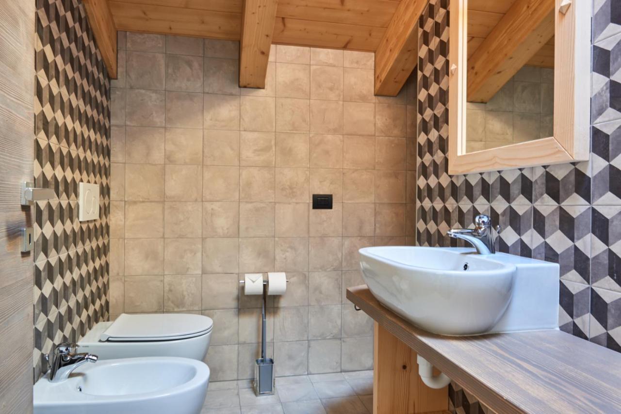 Piodahaus B&B Piedilago Exteriör bild